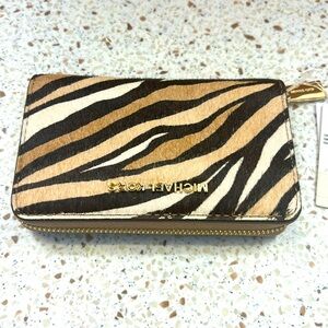 Michael Kors Zipper Coin Case NWT